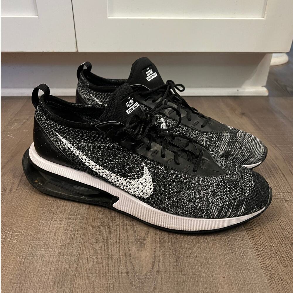 Nike Air Max Men's Flyknit Racer Black & White